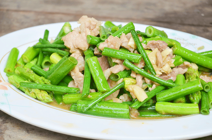 stir_fried_pork_green_onions